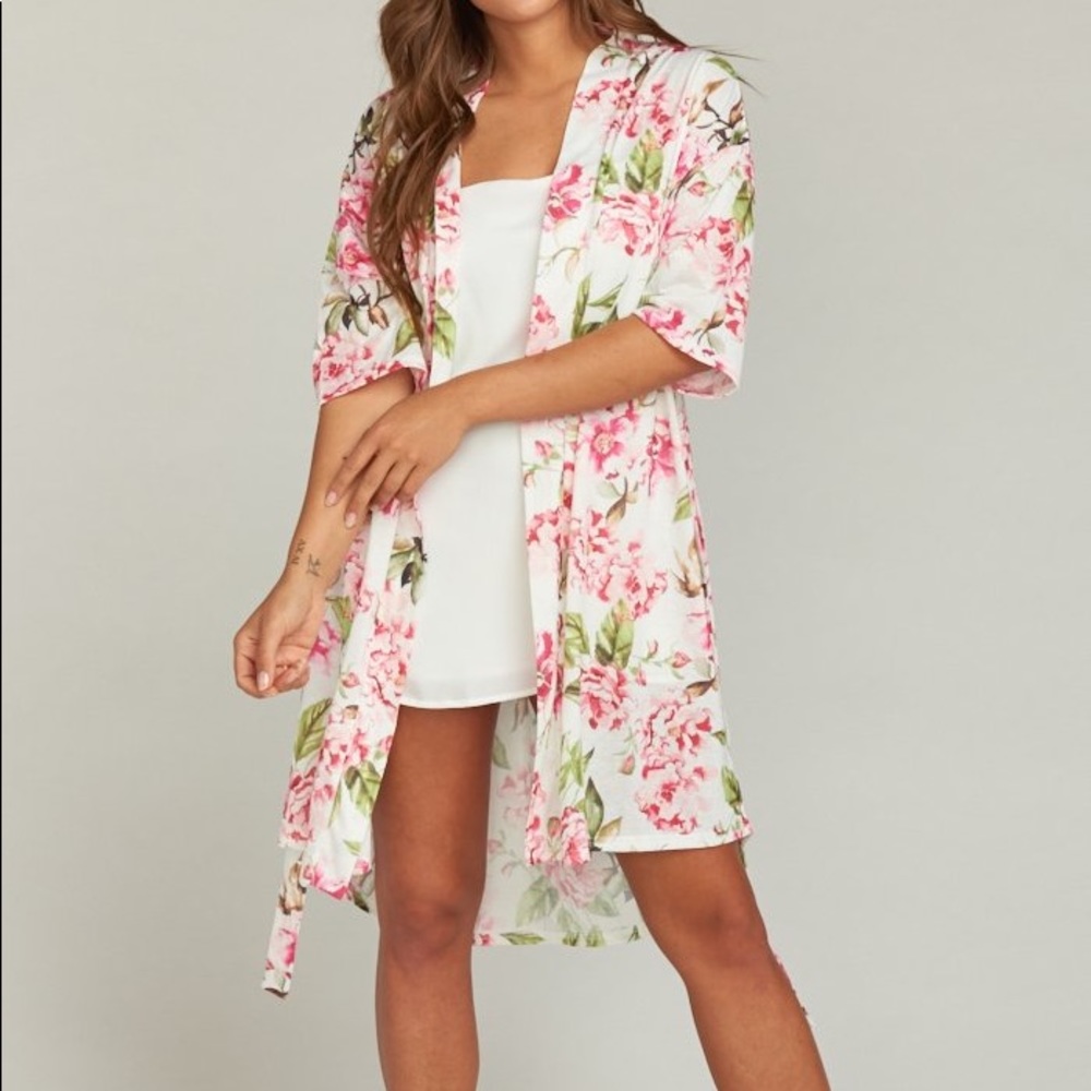 Show Me Your MuMu Brie Robe in Garden of Blooms